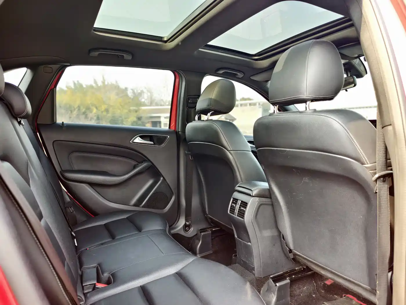 Mercedes-Benz B-Class 2017 B 200 Luxury фото 15