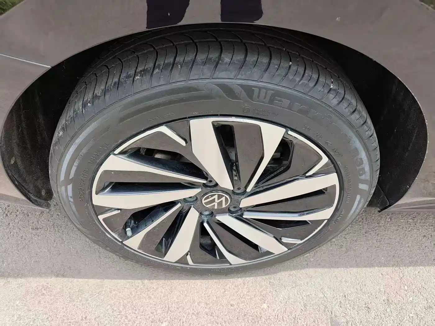 Volkswagen Passat 2022 330TSI Starlight Elite Edition фото 16