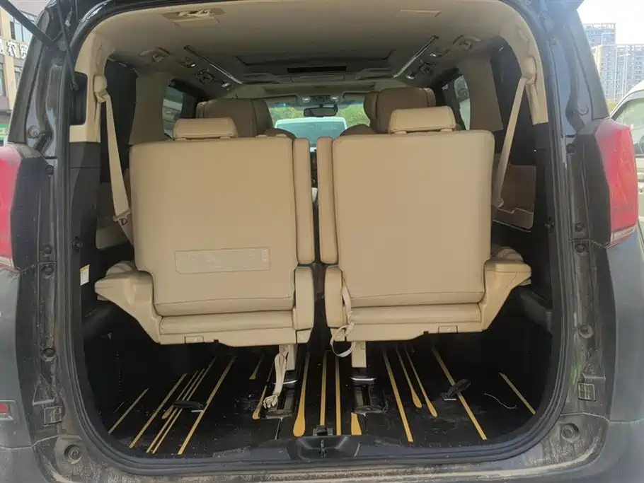 Toyota Alphard 2018 Facelift 3.5L Premium Edition фото 4