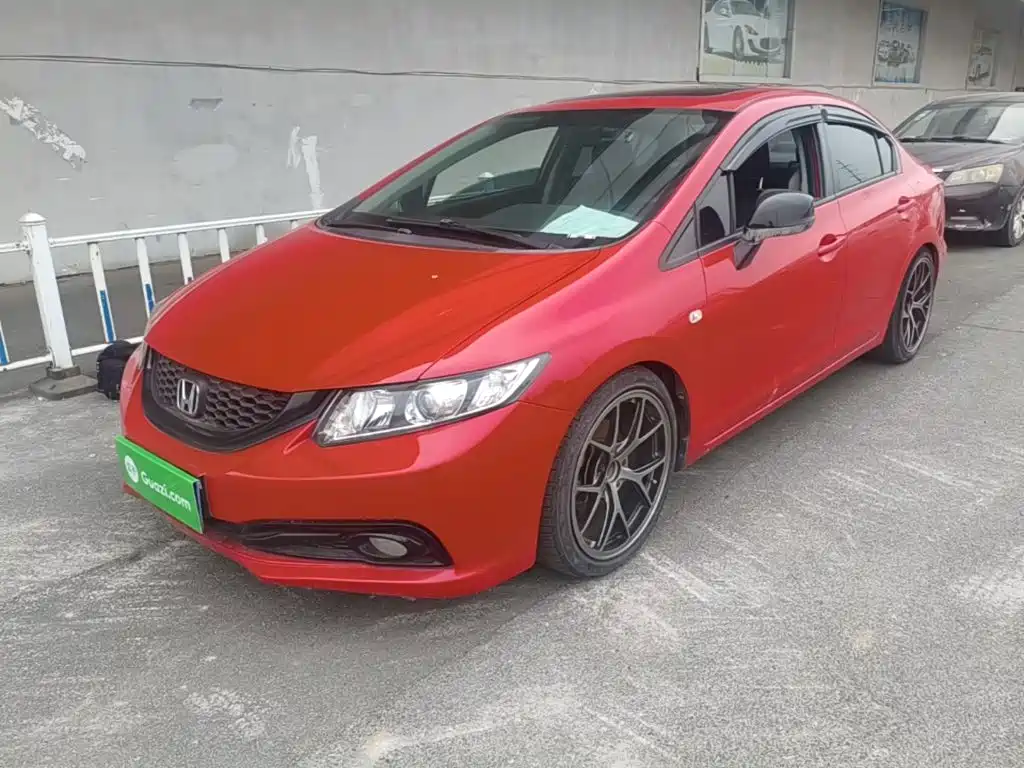 Photo 2 - Honda Civic