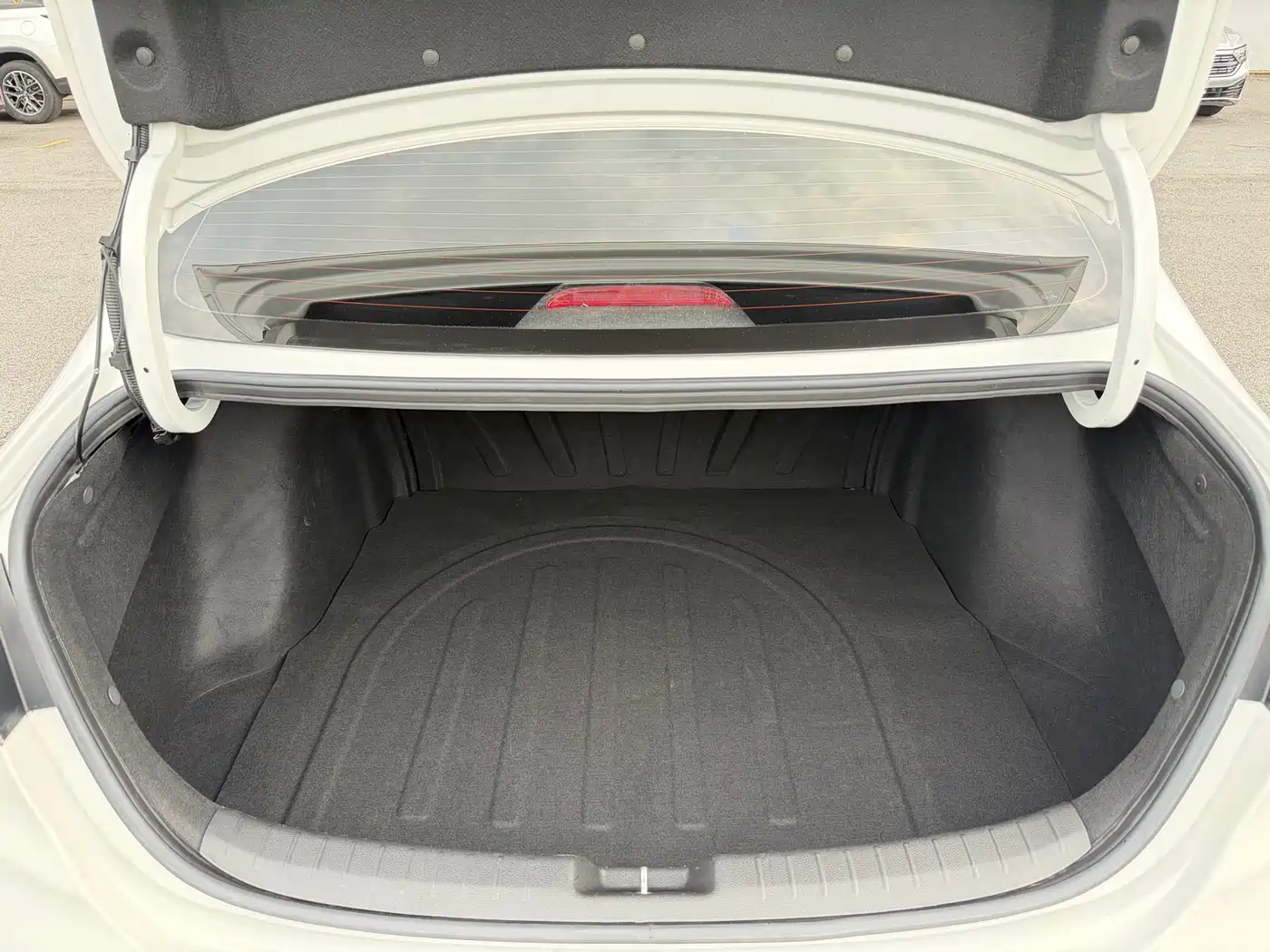 Kia K3 2023 Model 1.5L CVT Luxury Edition фото 21