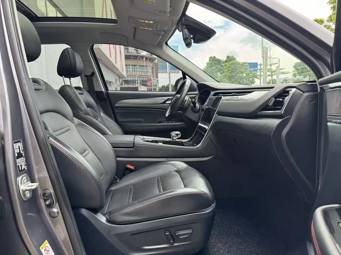 GAC Trumpchi Trumpchi GS4 PLUS 2022 2021 390T Automatic Stellar Edition