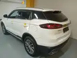 Фото 24 - Geely Atlas
