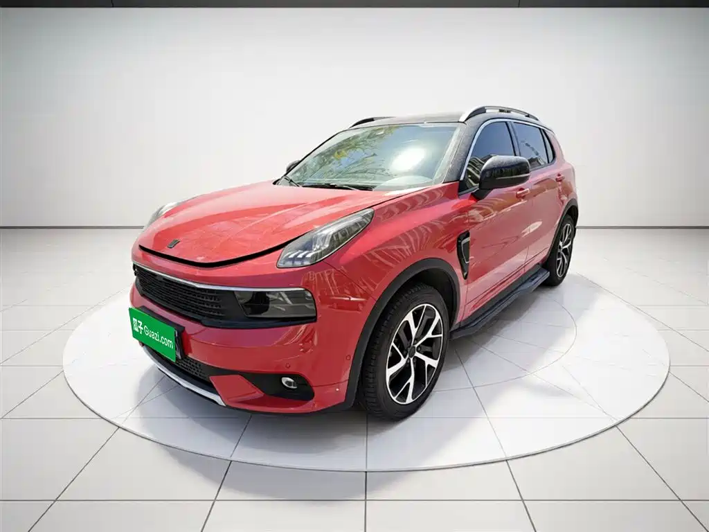 Lynk & Co 01 2017 2.0T AWD Pro