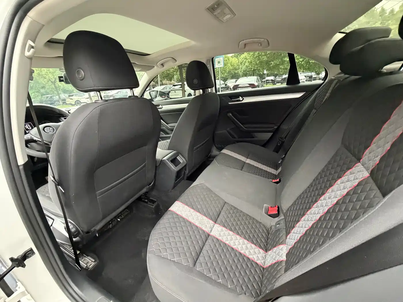 Volkswagen Lamando 2021 230TSI DSG Fashion Edition фото 5