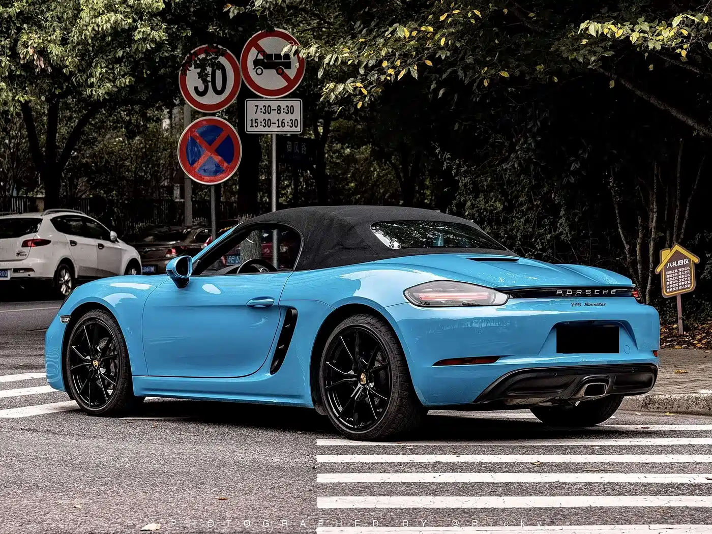 Porsche 718 2018 Boxster 2.0T фото 3