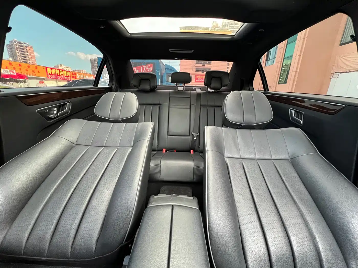 Mercedes-Benz E-Class 2015 E 260 L фото 21