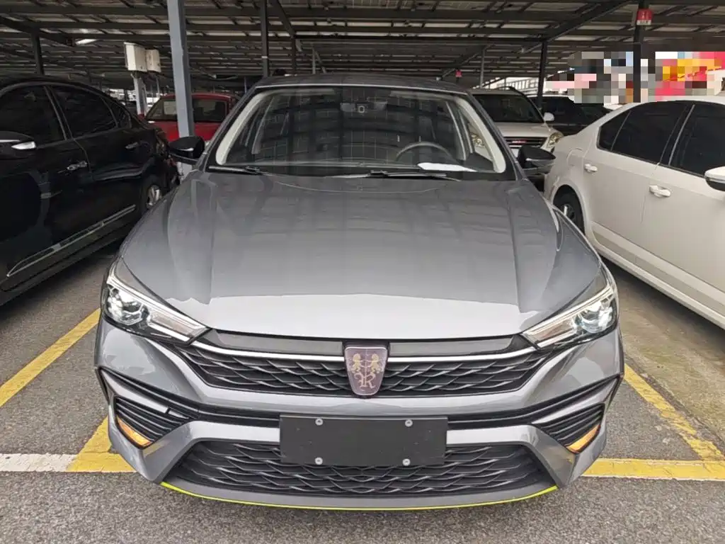 Фото 3 - Roewe i5