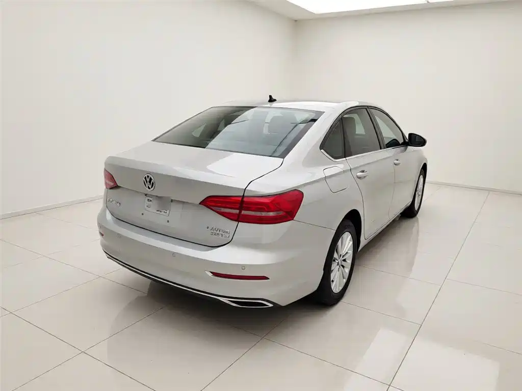 Volkswagen Lavida 2018 280TSI DSG Comfort Edition China V фото 7
