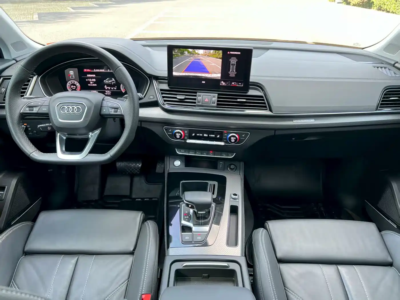 Audi Q5L 2022 Facelift 45T Luxury Dynamic фото 5