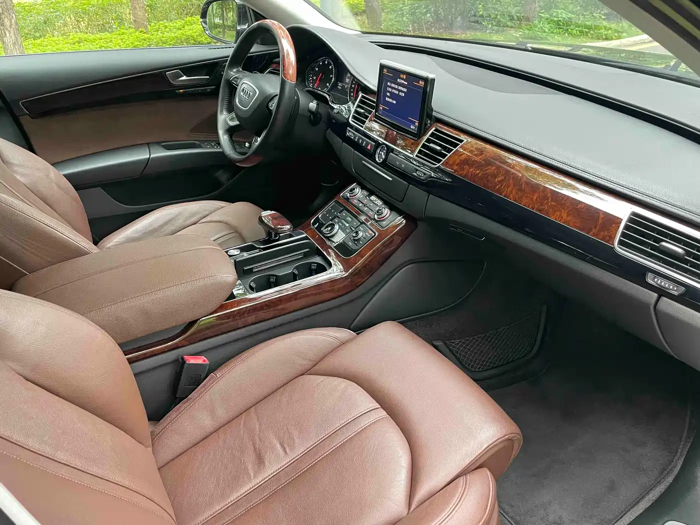 Audi A8 2013 A8L 30 FSI Comfort фото 10