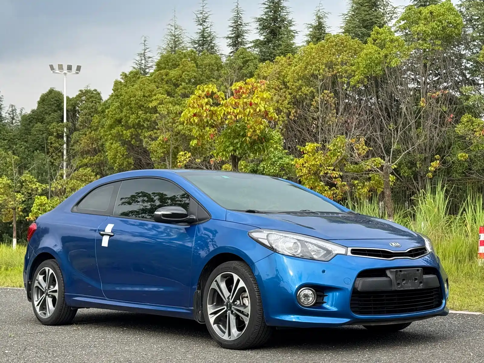 Фото 4 - Kia Shuma