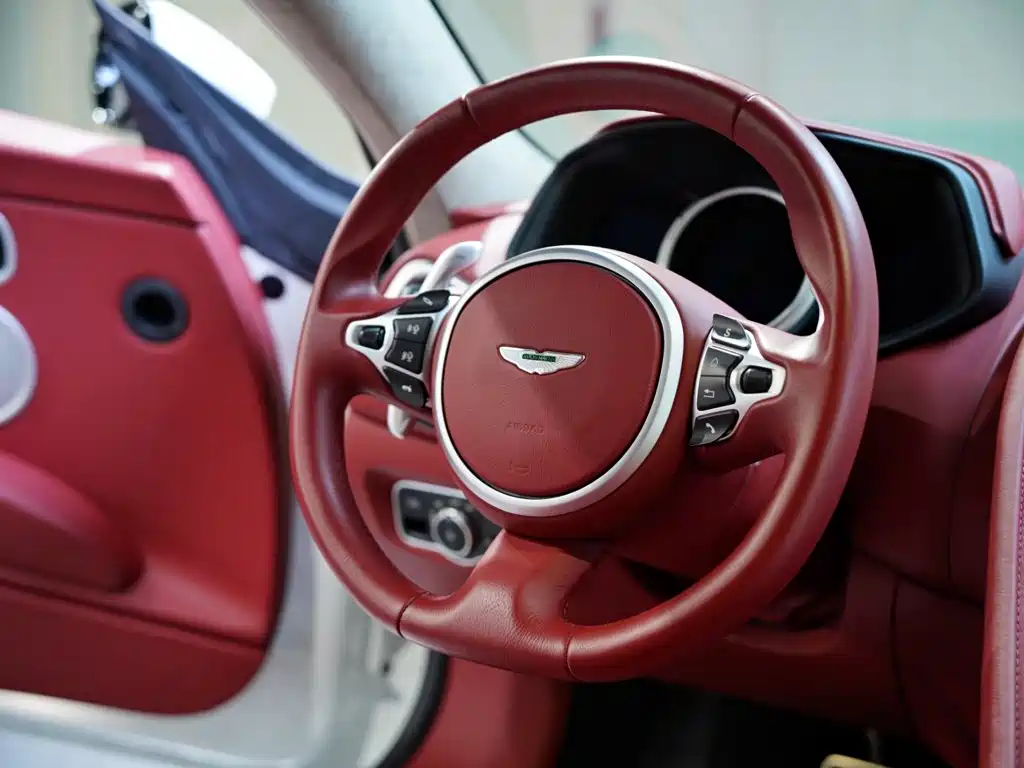 Aston Martin DB11 2022 2020 4.0T V8 Coupe