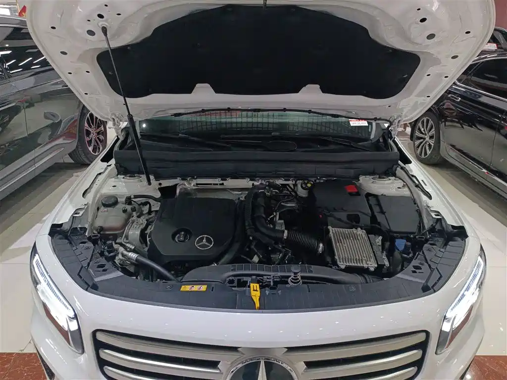 Mercedes-Benz GLB 2024 GLB 200 Dynamic фото 16