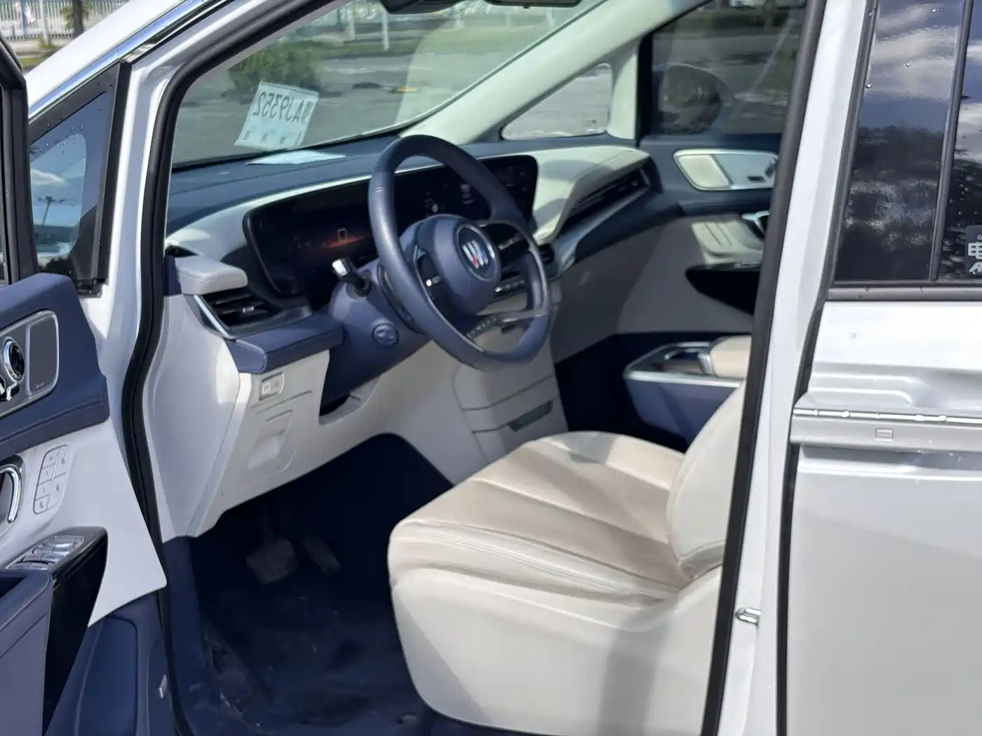 Buick Century 2024 2025 2.0T 6-Seater World Edition