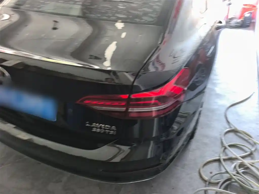 Volkswagen Lavida 2019 280TSI DSG Luxury Edition China VI фото 7