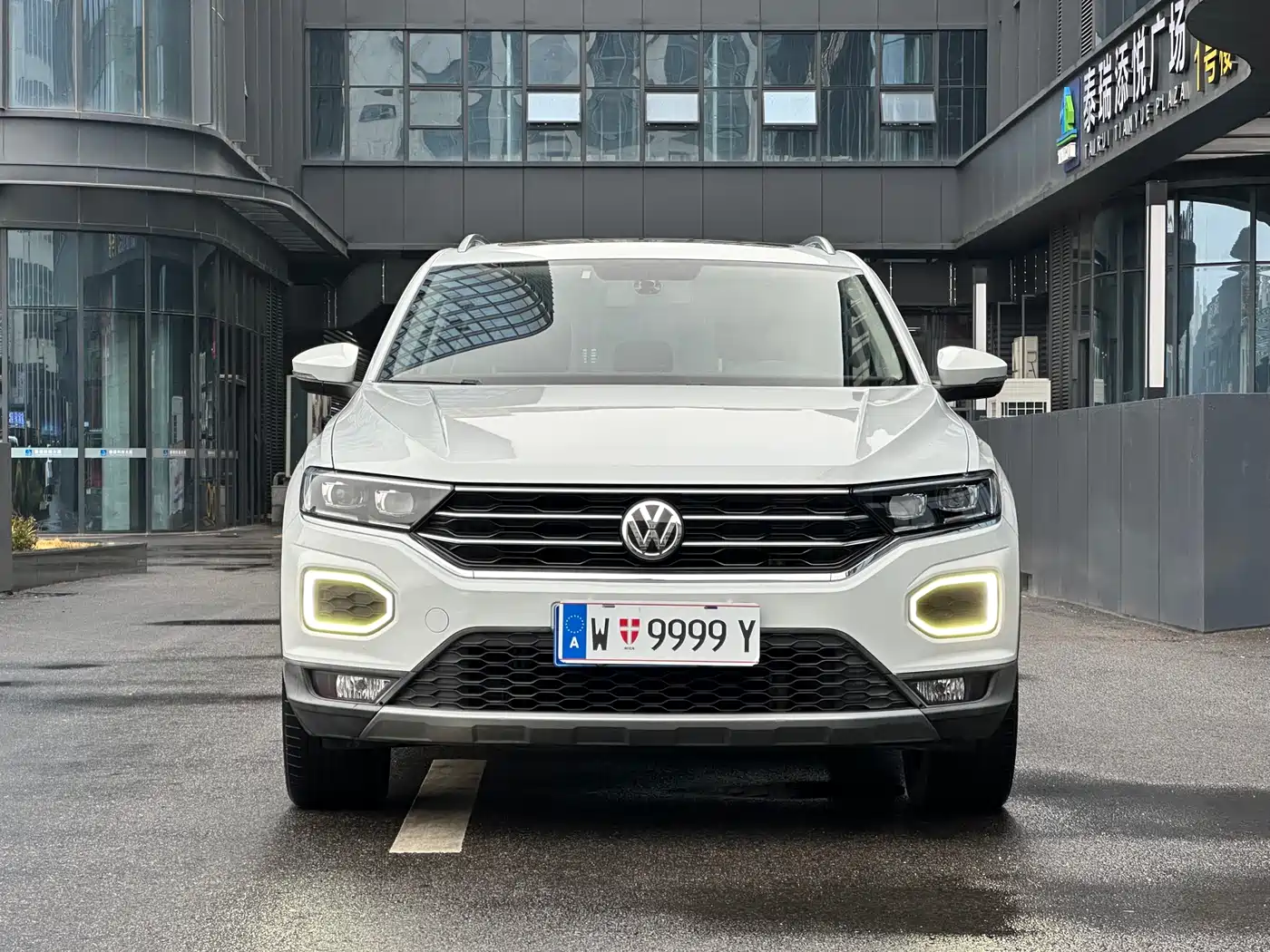 Volkswagen T-ROC 2020 280TSI DSG 2WD Comfort фото 2