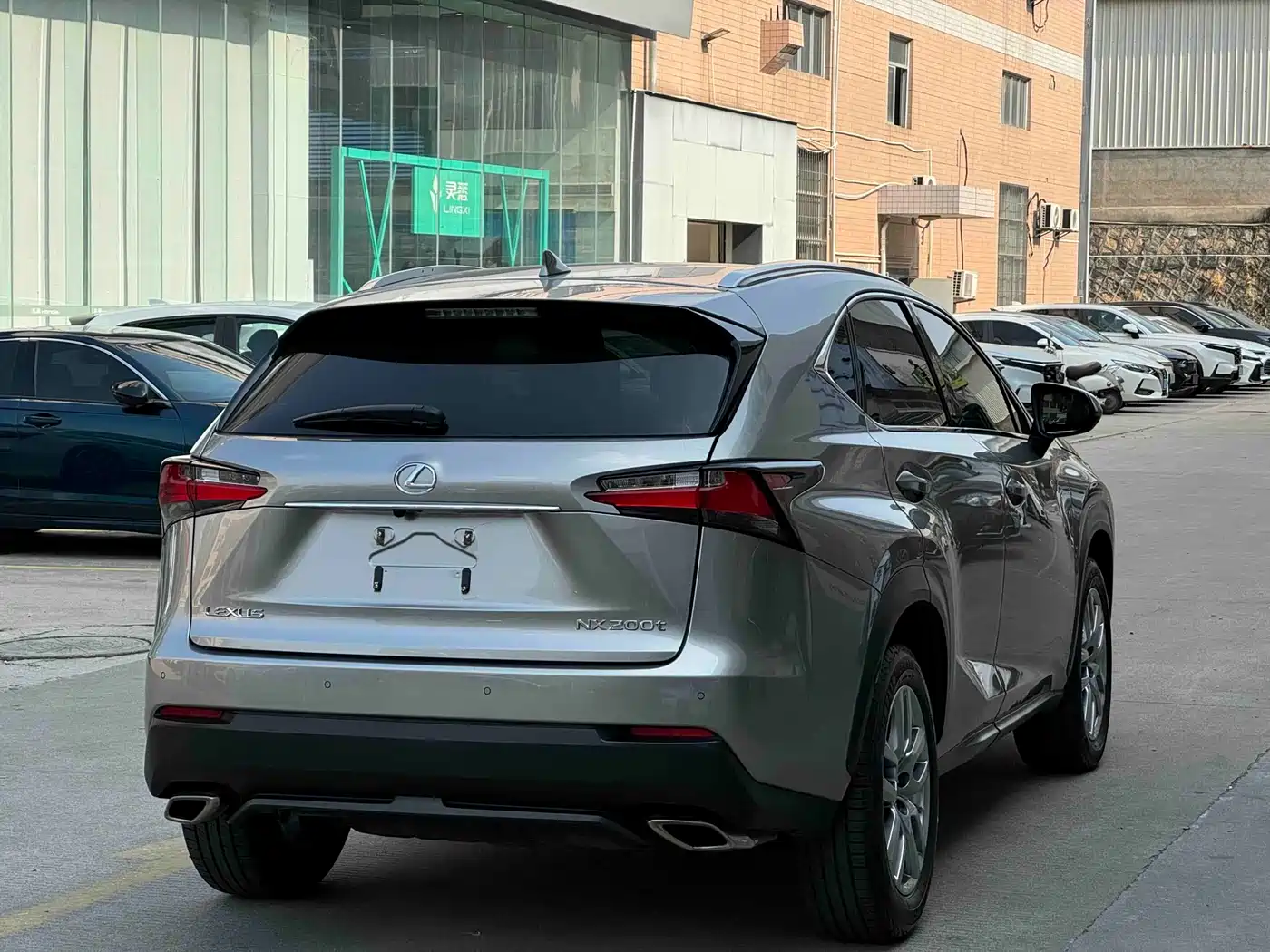 Lexus NX 2015 200t AWD F Sport фото 9