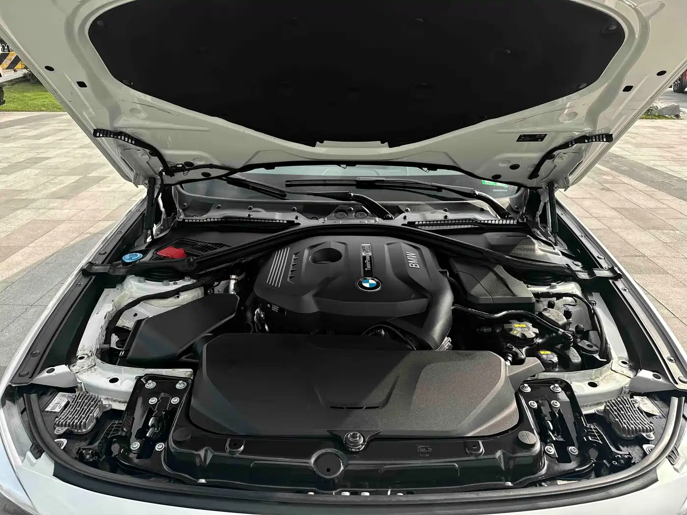 BMW 3 Series GT 2019 320i M Sport Package фото 31