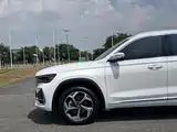 Фото 5 - Geely Monjaro