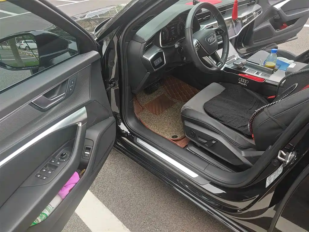 Audi A6L 2019 40 TFSI Luxury Dynamic фото 14
