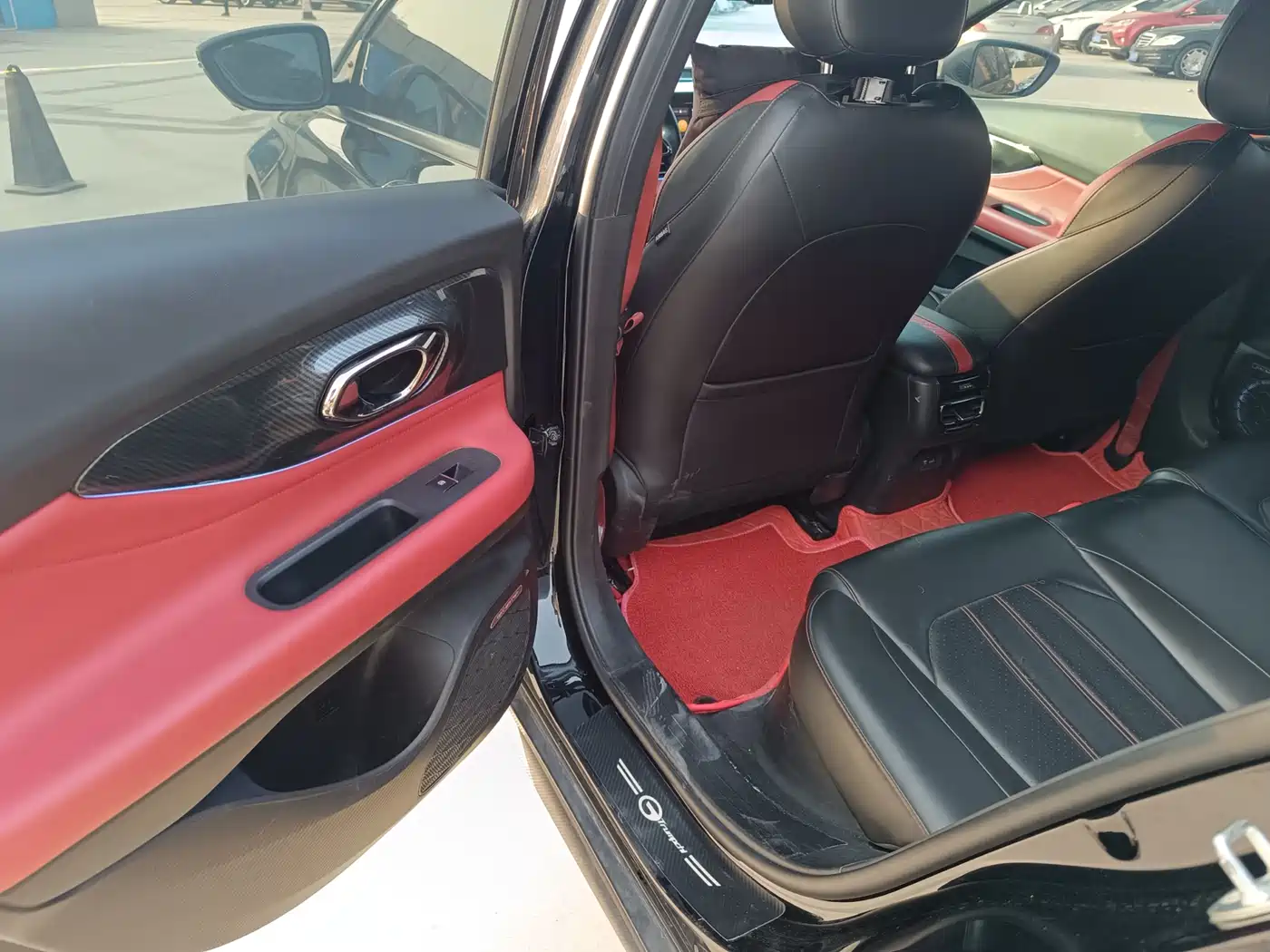 GAC Trumpchi Trumpchi Emkoo 2021 270T DCT J10 Sprinter Edition фото 9