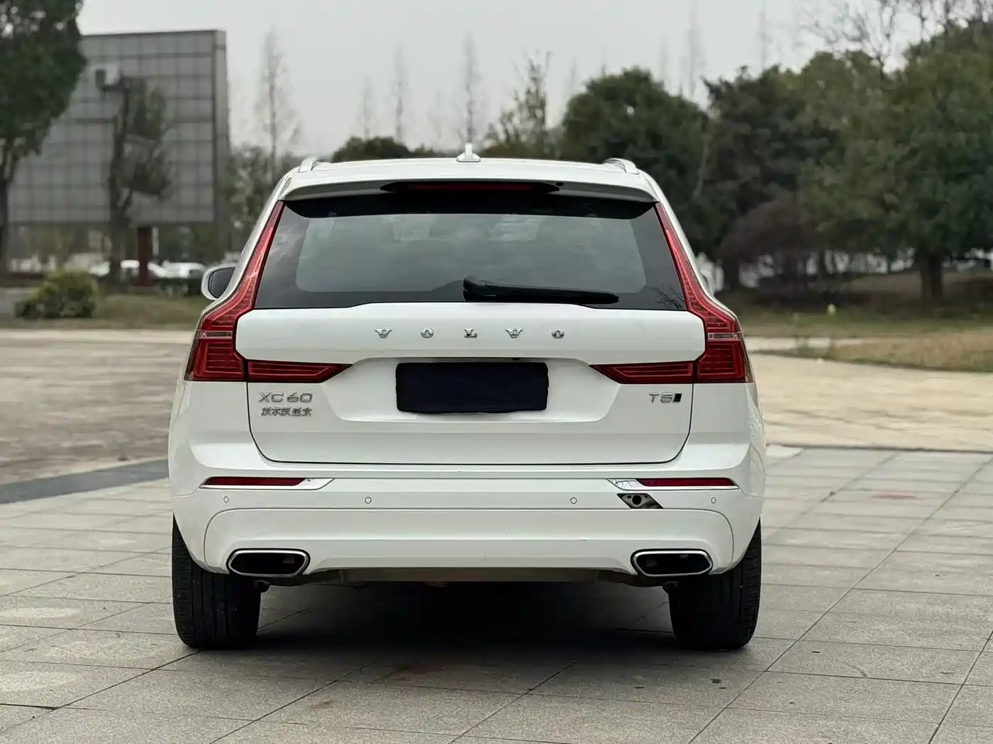 VOLVO XC60