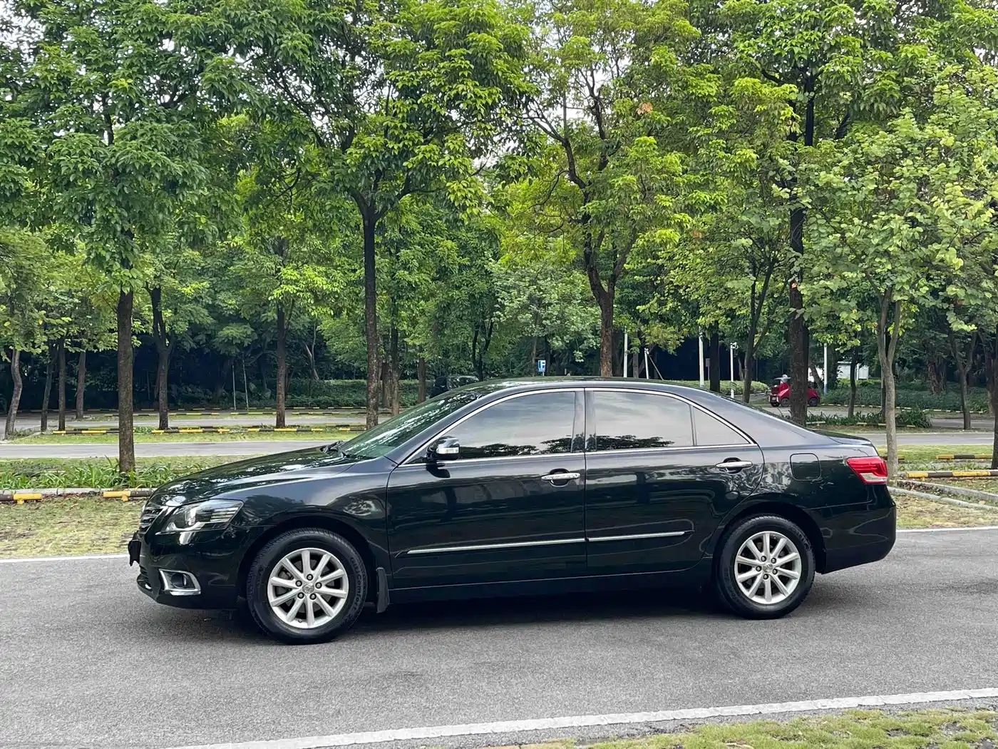 Toyota Camry 2014 2013 200E Classic Elite Edition