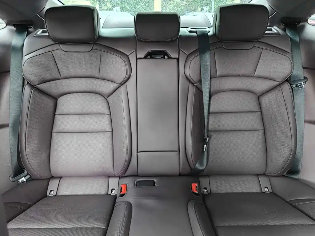 Porsche Taycan 2021 2020 Taycan