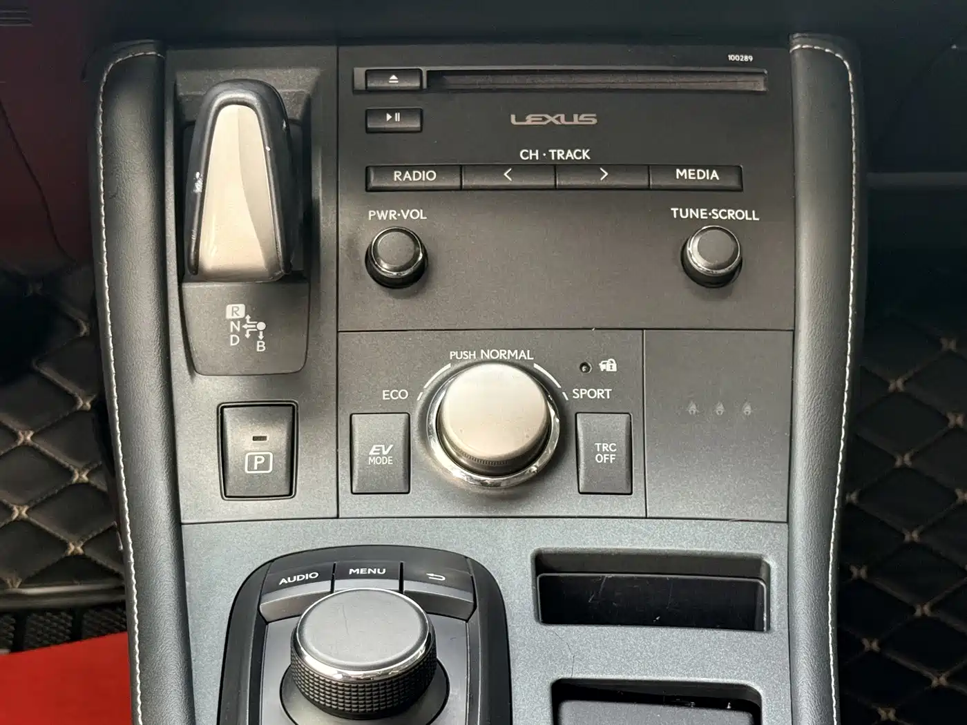 Lexus CT 2017 2014 CT200h Comfort Monochrome