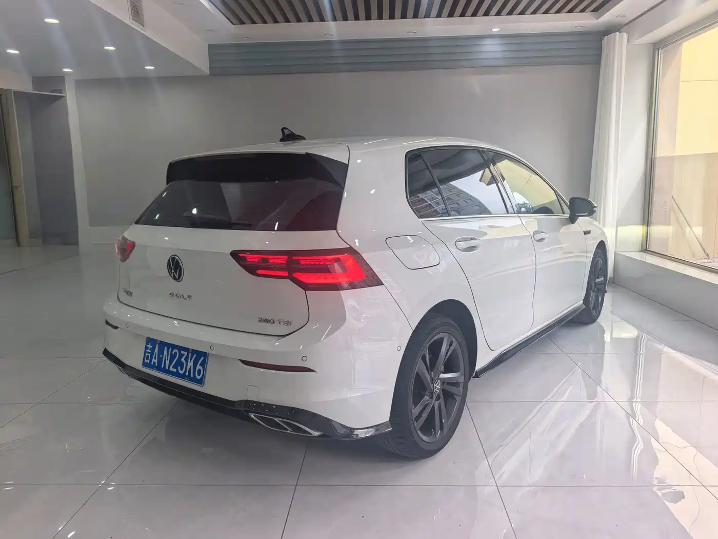 Фото 4 - Volkswagen Golf