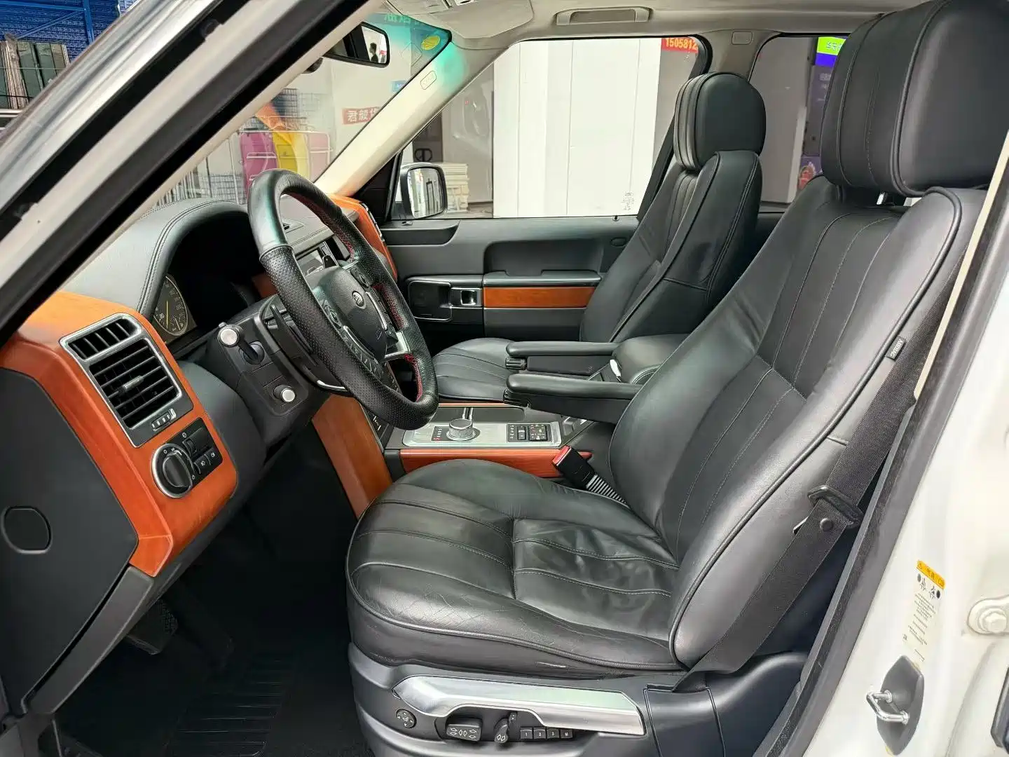 Фото 8 - Land Rover Range Rover
