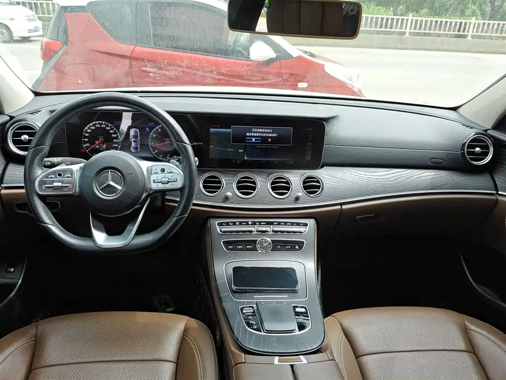 Mercedes-Benz E-Class 2019 Facelift E 300 L Sport Fashion фото 10