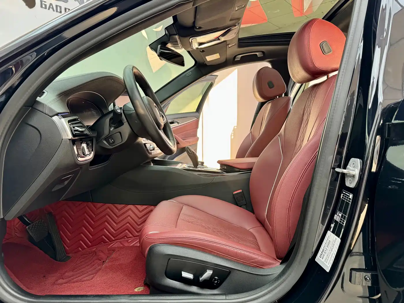 BMW 5 Series 2022 Model Second Facelift 525Li M Sport Package фото 5