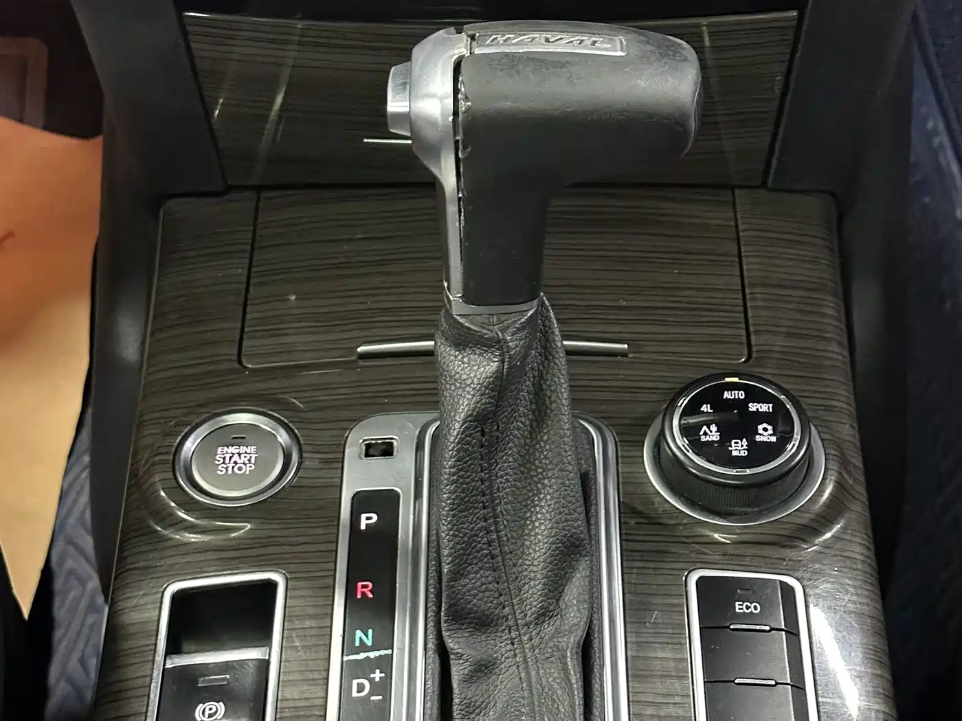 Haval H9 2015 2.0T 4WD Luxury 7-Seater фото 25