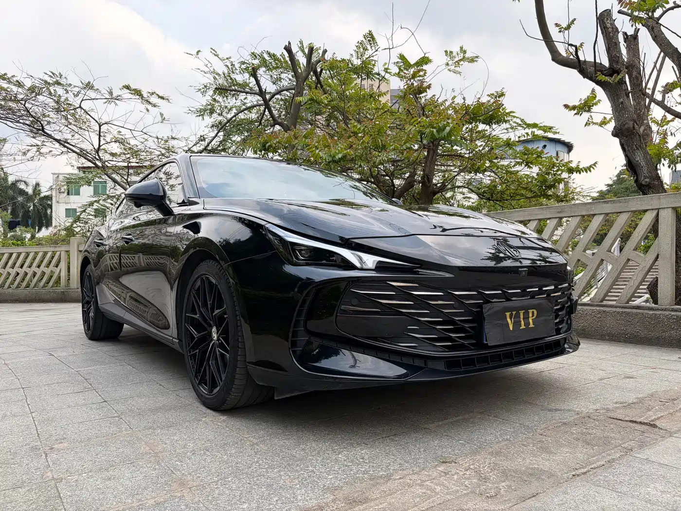 MG MG7