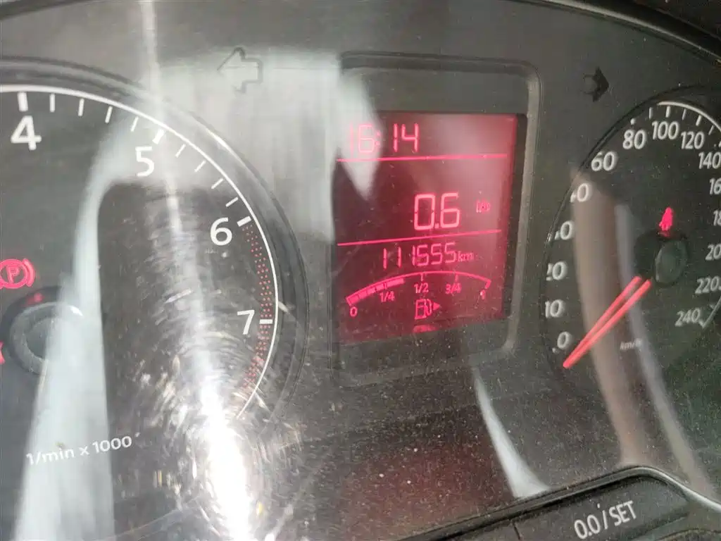 Volkswagen Polo 2012 1.6L Cross Polo MT фото 5