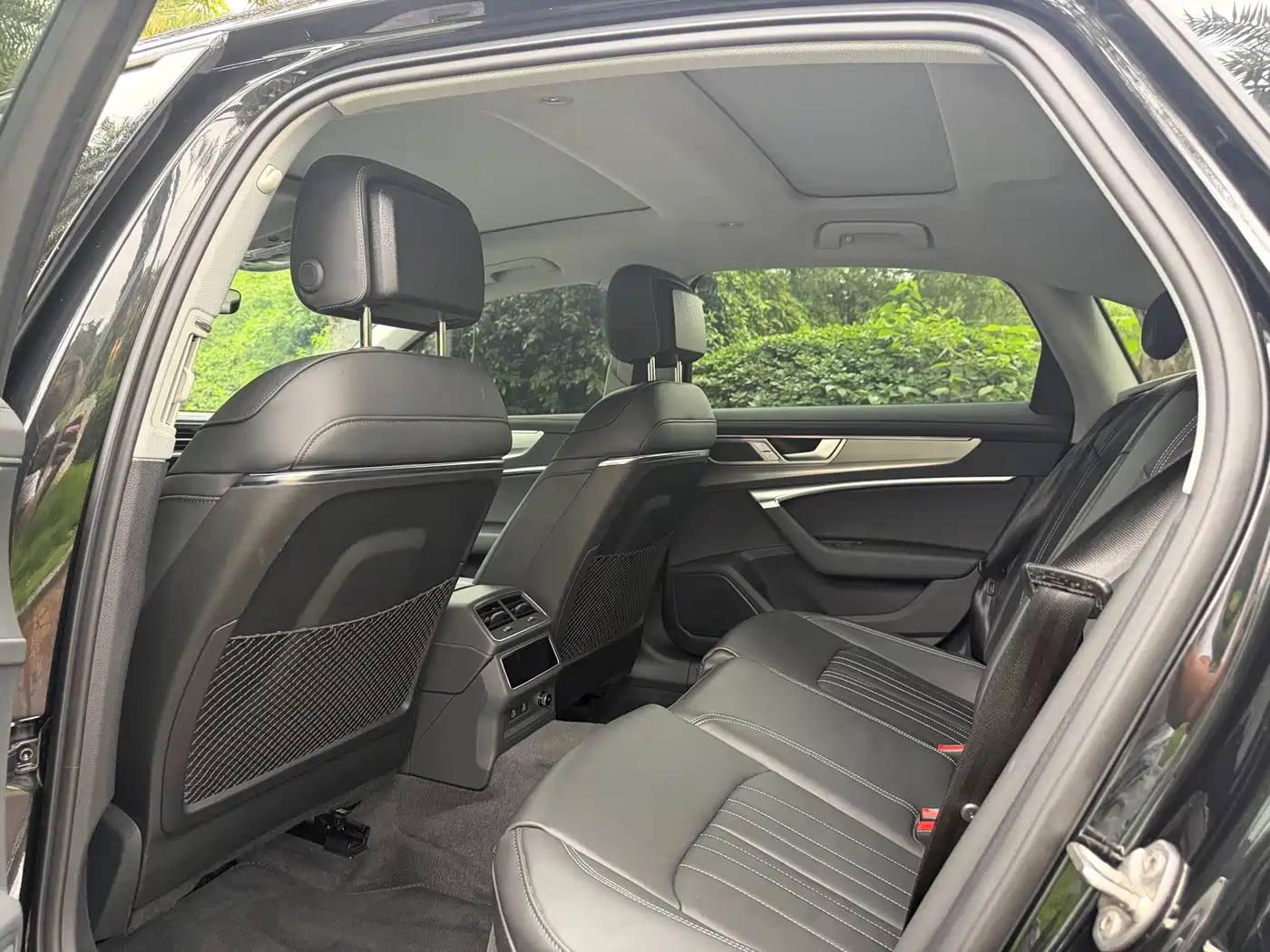 Audi A6L 2024 45 TFSI Premium Elegance фото 10