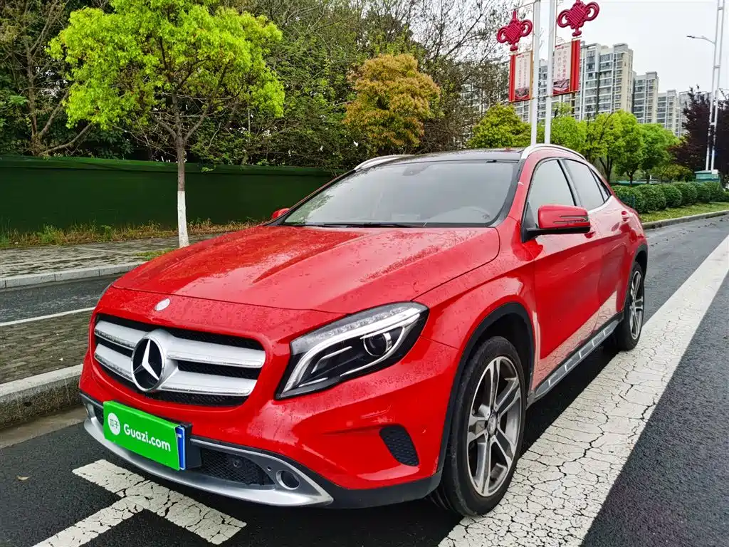 Mercedes-Benz GLA 2015 GLA 220 4MATIC Luxury