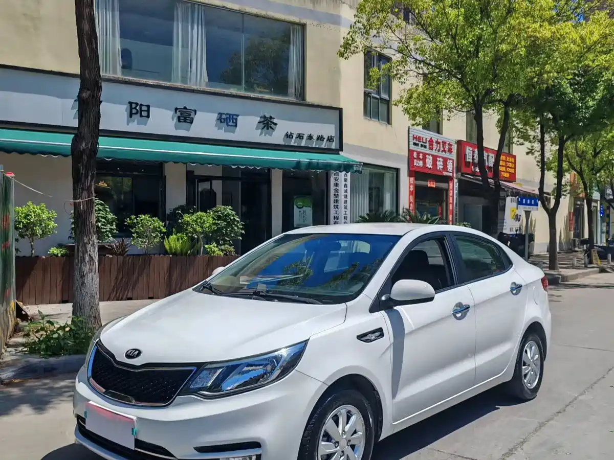 Kia K2 2015 Sedan 1.4L MT GLS