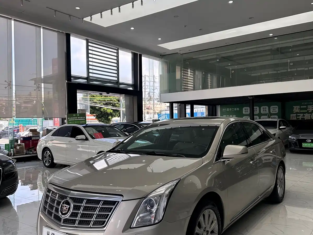 Cadillac XTS 2014 2013 Model 28T Comfort