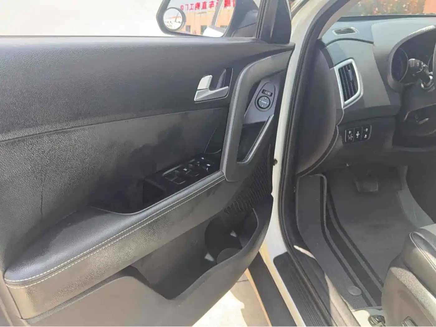 Hyundai Beijing Hyundai ix25 2017 1.6L Automatic Smart Edition фото 10
