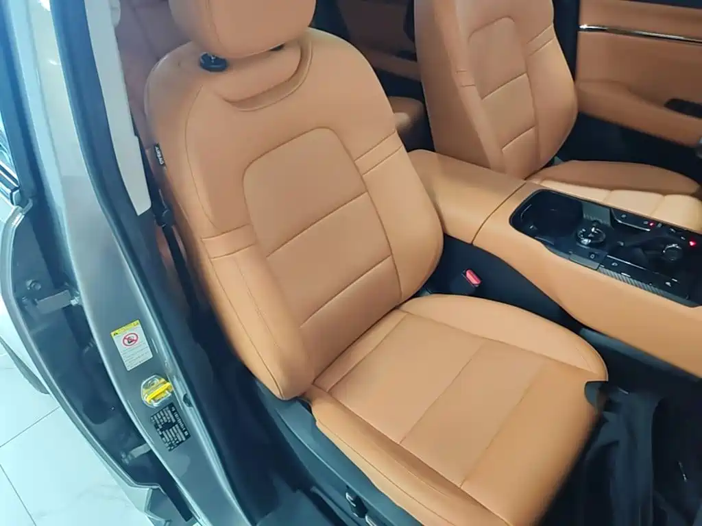 Haval Second-Generation Big Dog New Energy 2024 2023 DHT-PHEV 105km Trendy Electric Edition Plus