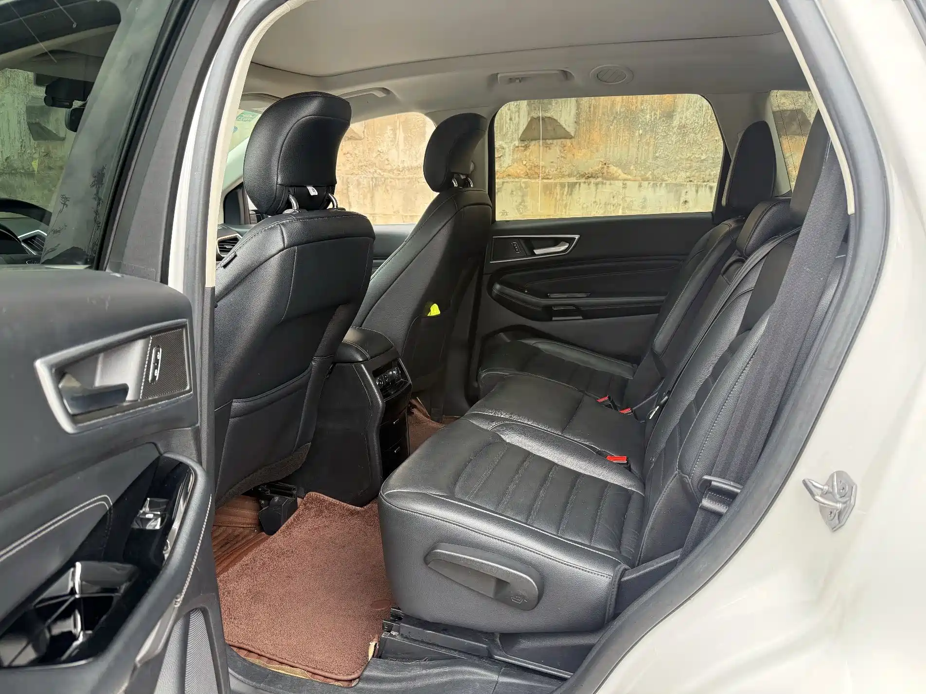 Фото 8 - Ford Edge