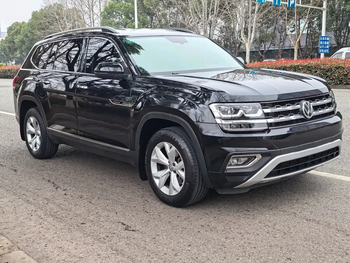Volkswagen Teramont 2019 380TSI 4WD Comfort China VI фото 3