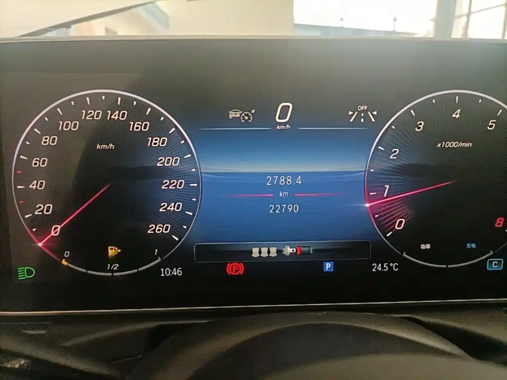 Фото 12 - Mercedes-Benz C-Class