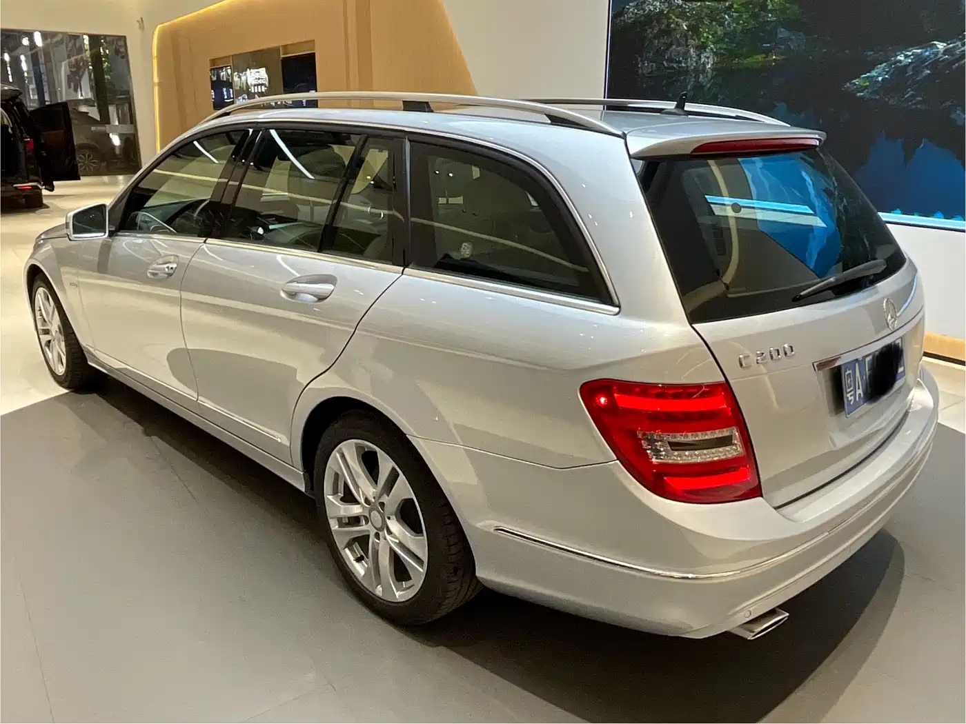Mercedes-Benz C-Class (Import) 2011 C 200 Luxury Sports Wagon фото 5