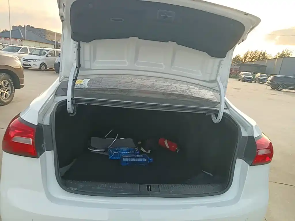Roewe 360 2018 2018 PLUS 1.5L Automatic Exclusive Edition