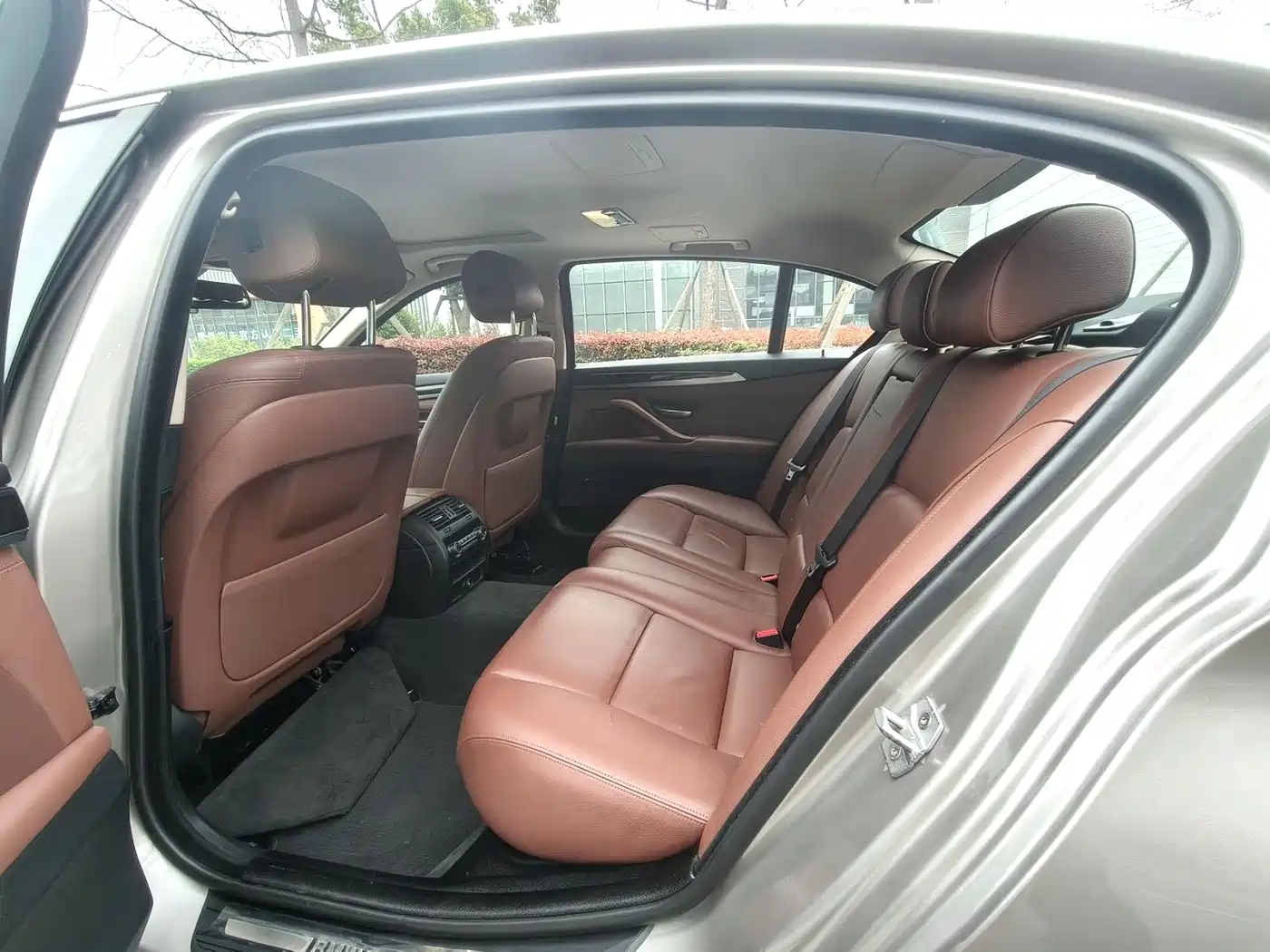 BMW 5 Series 2017 528Li Leading Edition фото 6