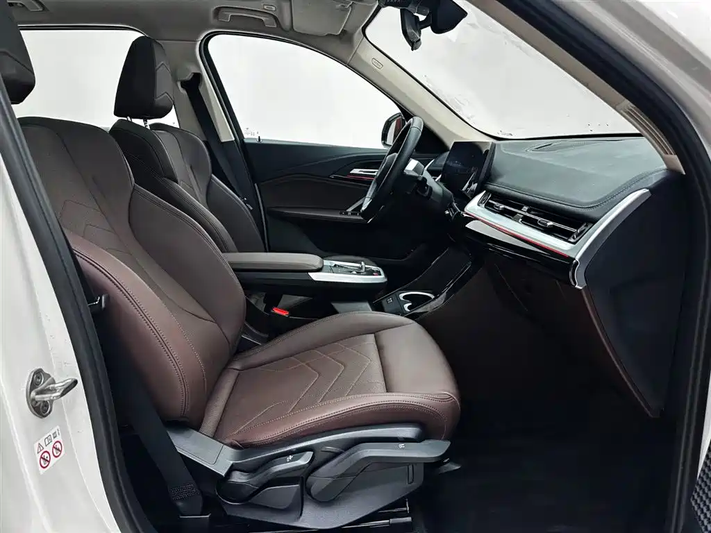 BMW X1 2023 sDrive20Li X Design Package фото 21